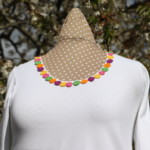 Personnalisation crochet pour tee-shirt blanc basique Un tee shirt tout blanc personnalisé