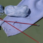 J'ai trouvé une laine de la même couleur Laine de la même couleur que le pull